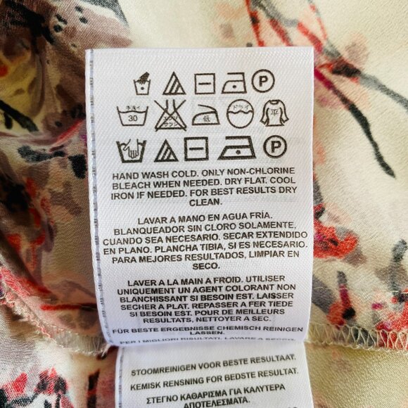 2/$18🌴 Guess Women's Cherry Blossom Cold Shoulder Blouse Size XS - Picture 10 of 10